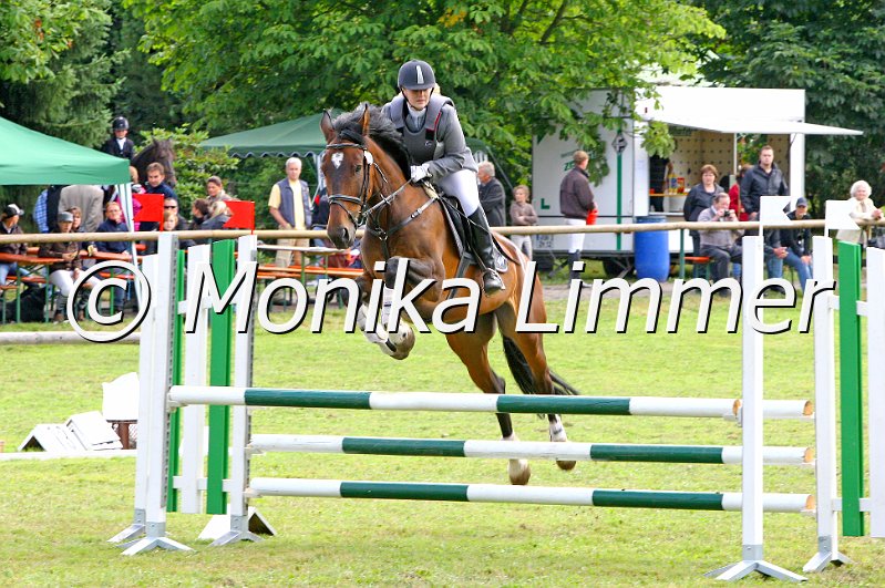 007L9003_Vilga_Punktespringen  Ax_e.jpg